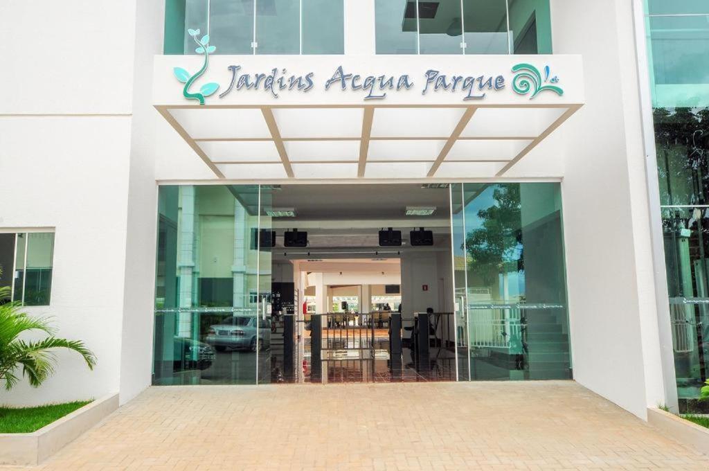 Lacqua diroma Caldas Novas - Piscinas 24 horas - Apartamentos com Roupa de Cama e banho - Caldas Tur Exterior foto