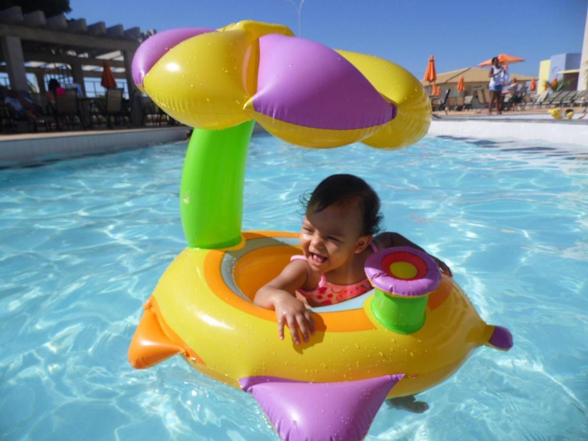 Lacqua diroma Caldas Novas - Piscinas 24 horas - Apartamentos com Roupa de Cama e banho - Caldas Tur Exterior foto
