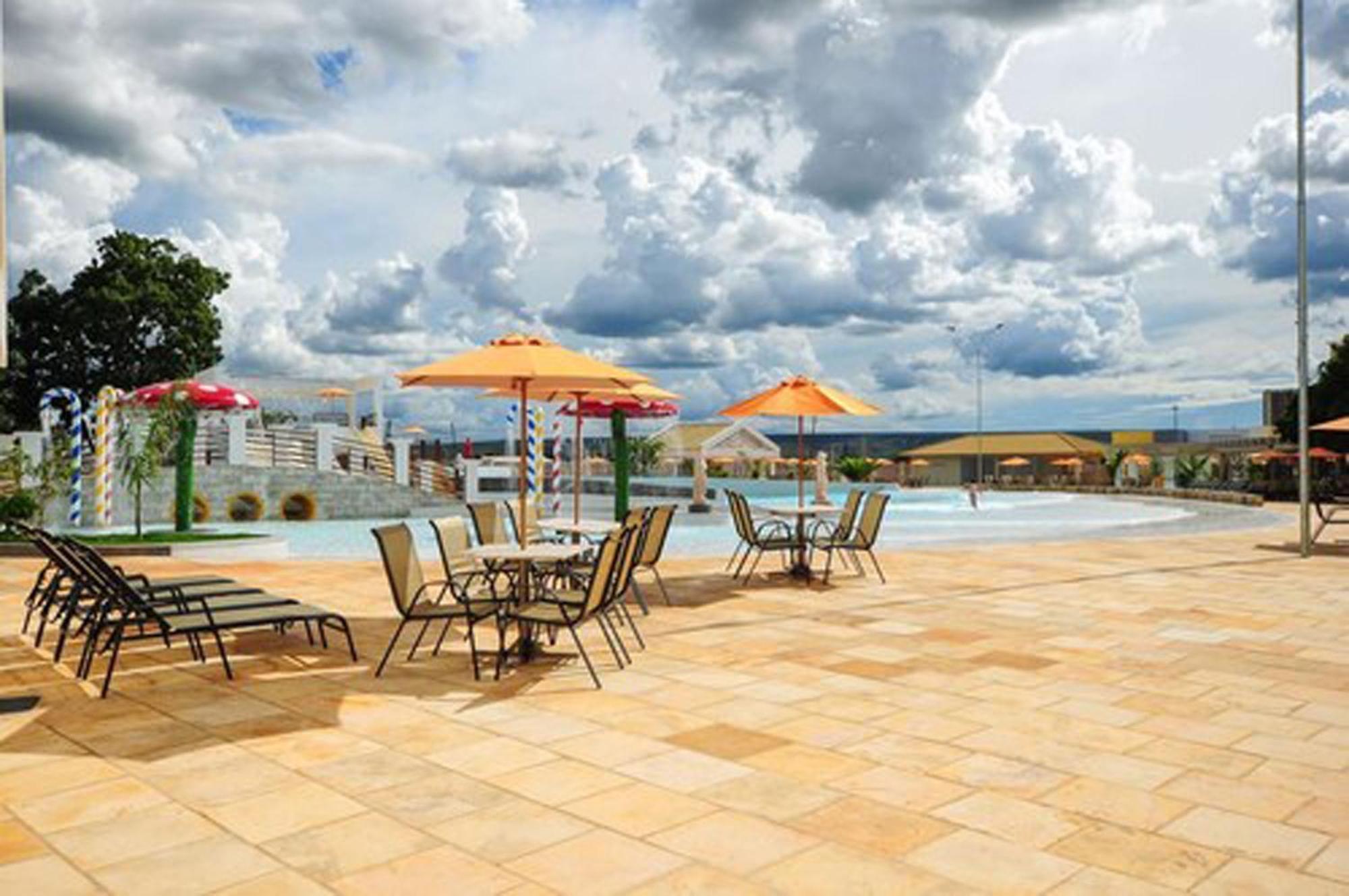 Lacqua diroma Caldas Novas - Piscinas 24 horas - Apartamentos com Roupa de Cama e banho - Caldas Tur Exterior foto