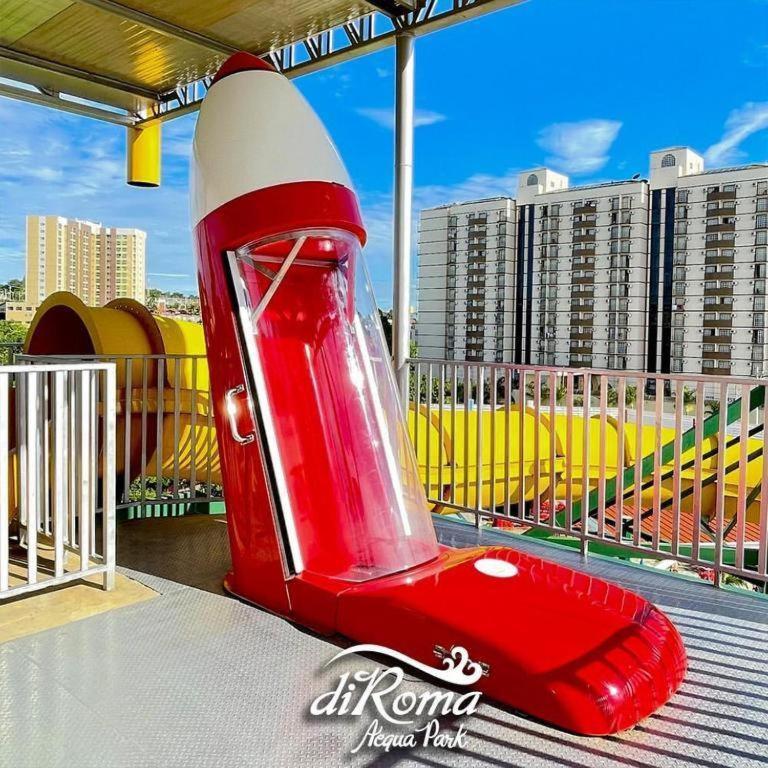 Lacqua diroma Caldas Novas - Piscinas 24 horas - Apartamentos com Roupa de Cama e banho - Caldas Tur Exterior foto