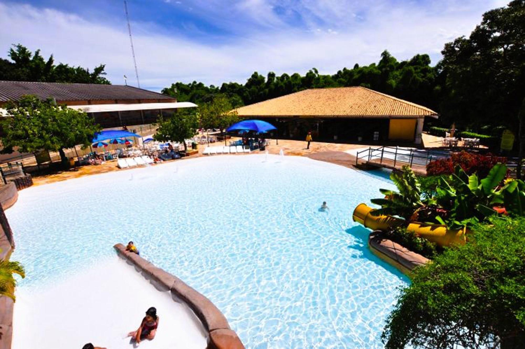 Lacqua diroma Caldas Novas - Piscinas 24 horas - Apartamentos com Roupa de Cama e banho - Caldas Tur Exterior foto
