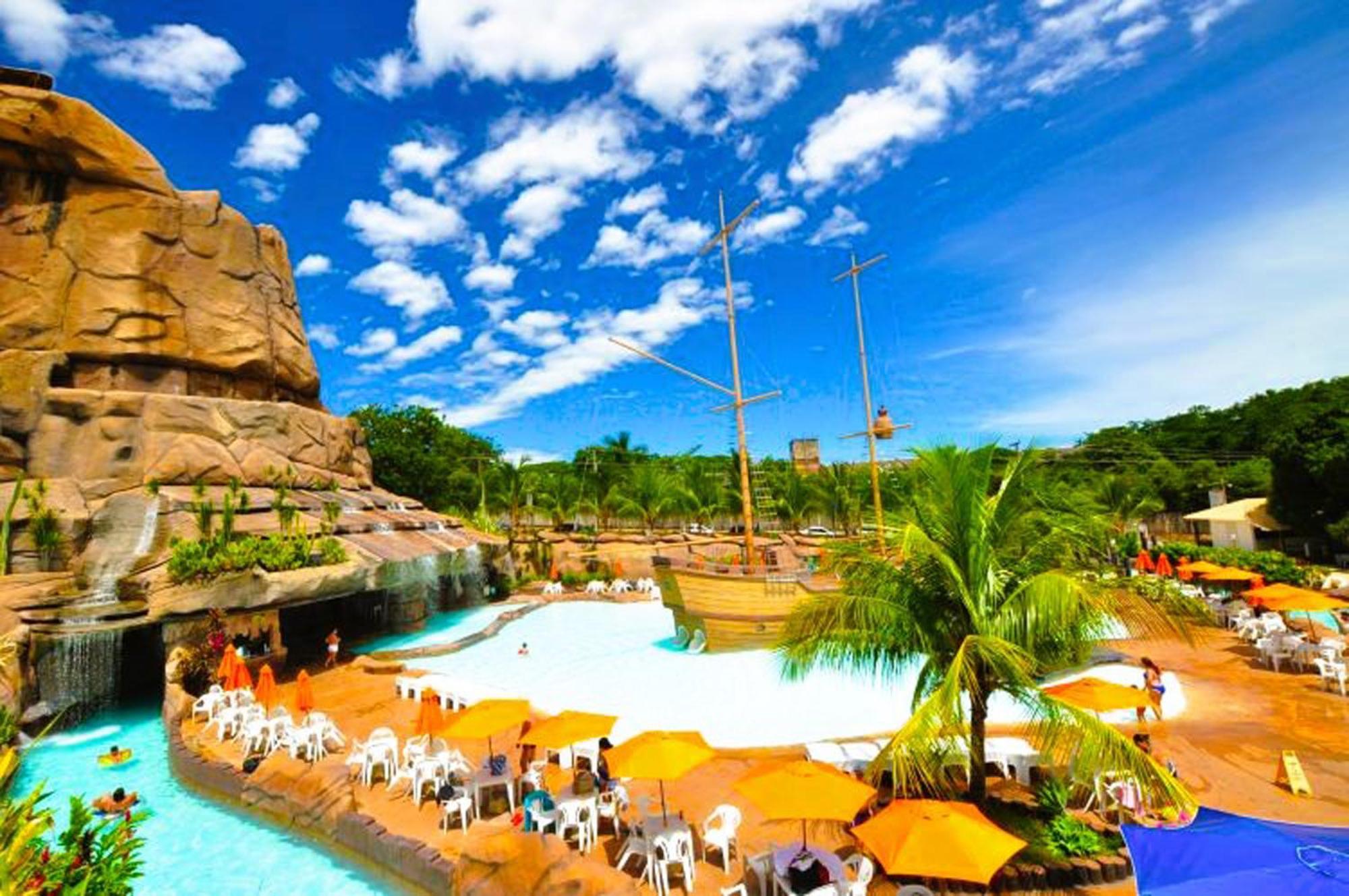Lacqua diroma Caldas Novas - Piscinas 24 horas - Apartamentos com Roupa de Cama e banho - Caldas Tur Exterior foto