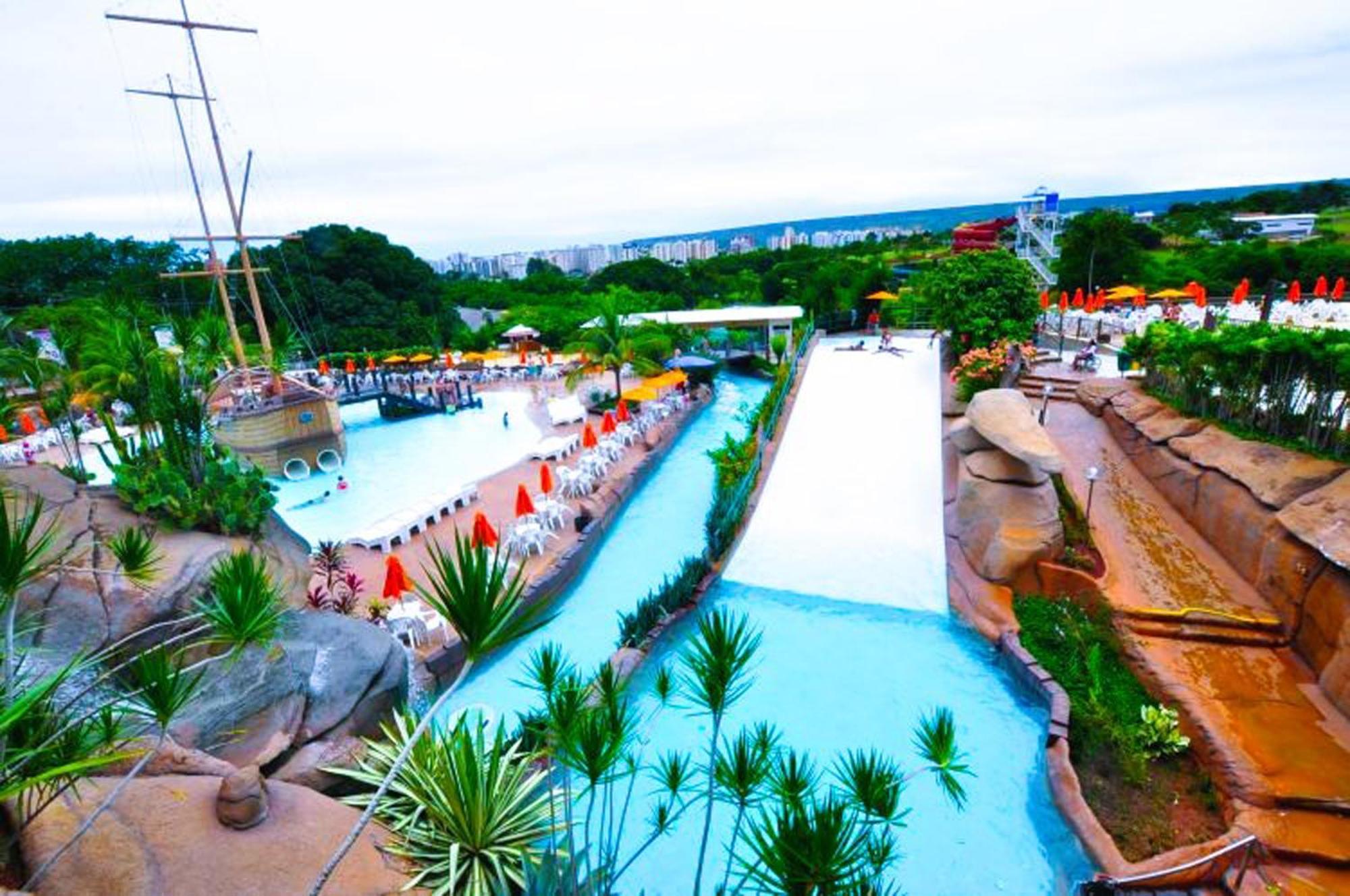 Lacqua diroma Caldas Novas - Piscinas 24 horas - Apartamentos com Roupa de Cama e banho - Caldas Tur Exterior foto