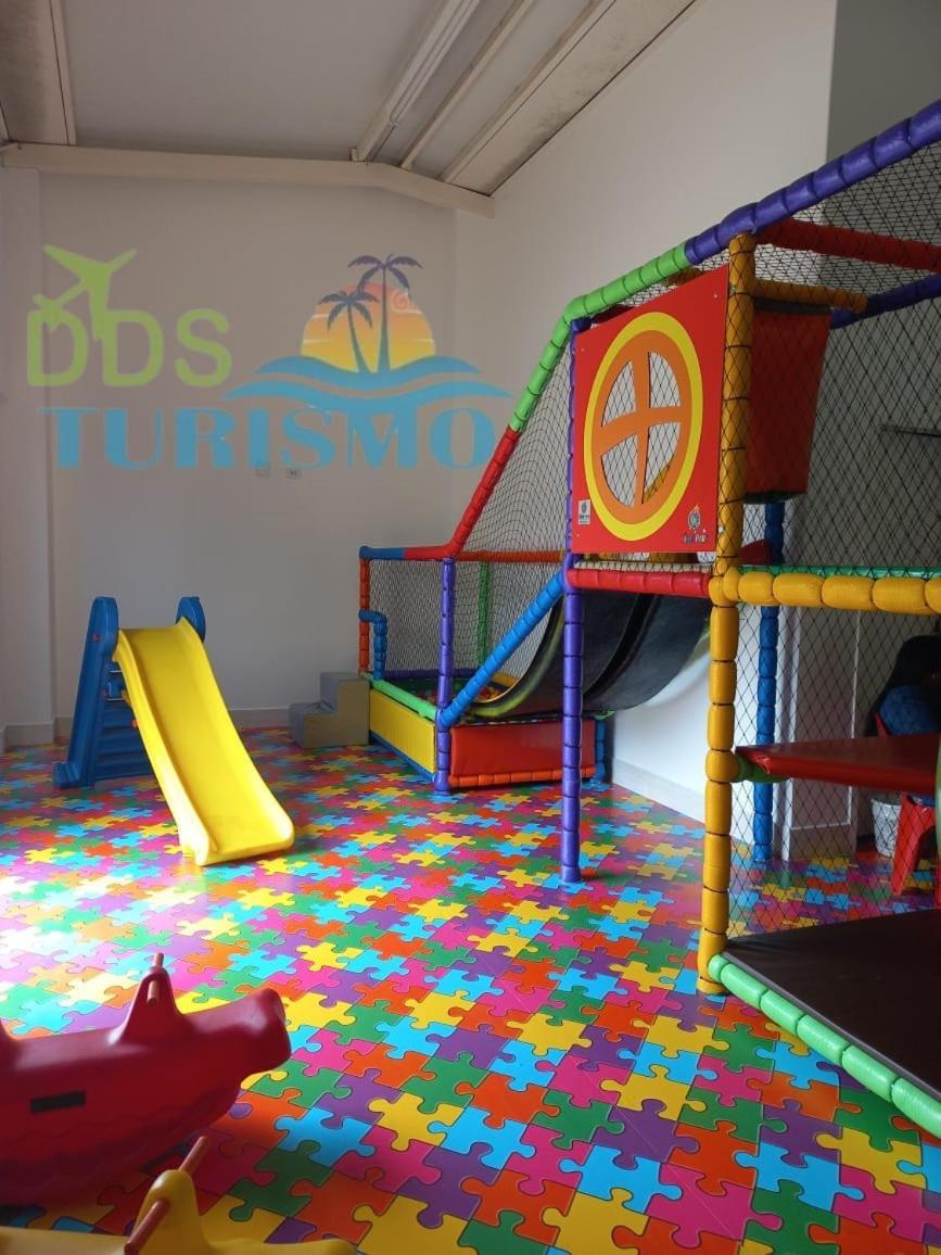 Lacqua diroma Caldas Novas - Piscinas 24 horas - Apartamentos com Roupa de Cama e banho - Caldas Tur Exterior foto