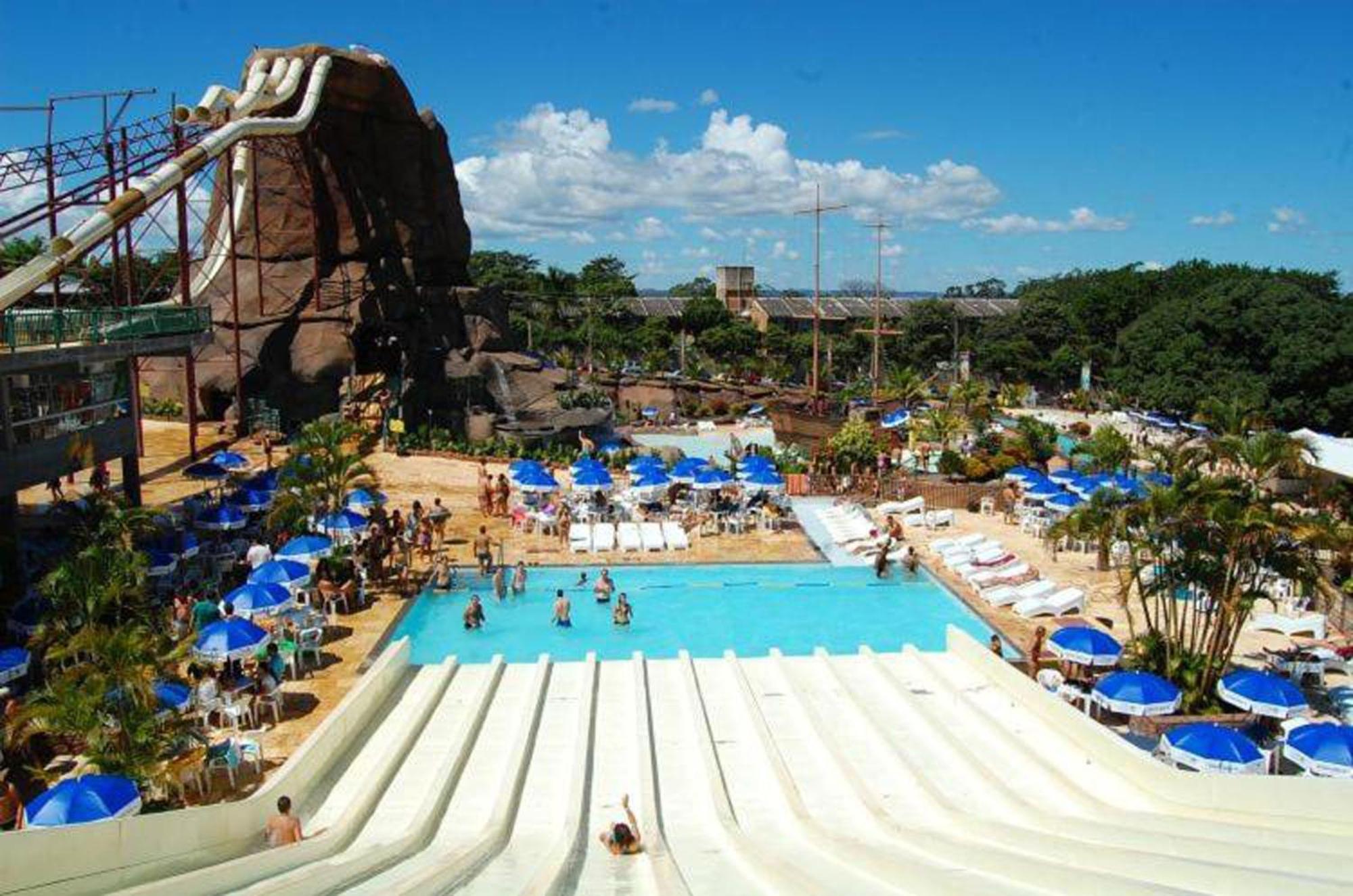 Lacqua diroma Caldas Novas - Piscinas 24 horas - Apartamentos com Roupa de Cama e banho - Caldas Tur Exterior foto